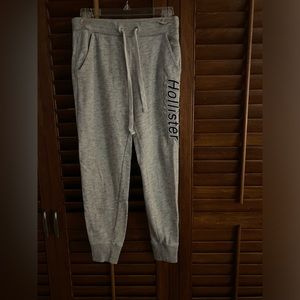 HOLLISTER JOGGERS